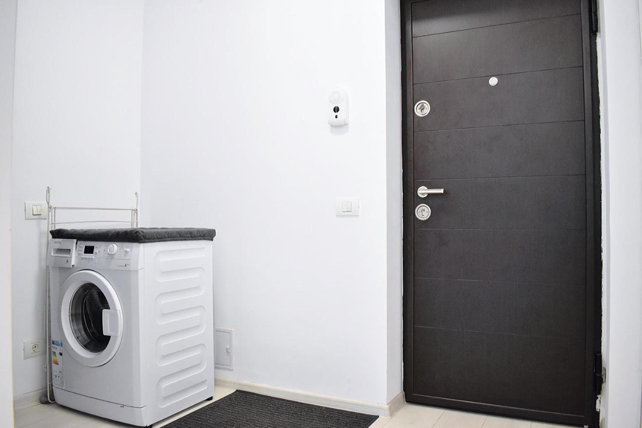 Etalon Airport Apartments Отопени Екстериор снимка
