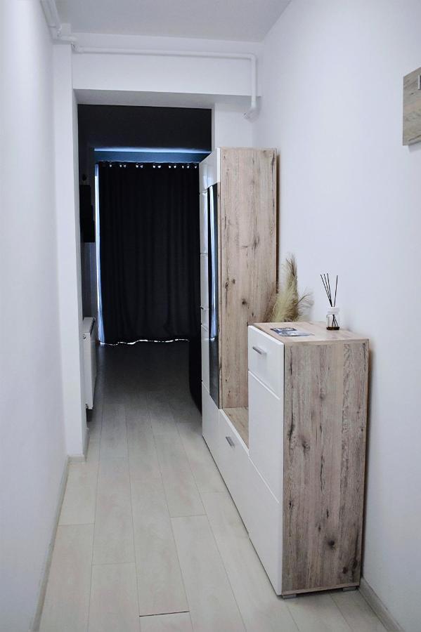 Etalon Airport Apartments Отопени Екстериор снимка